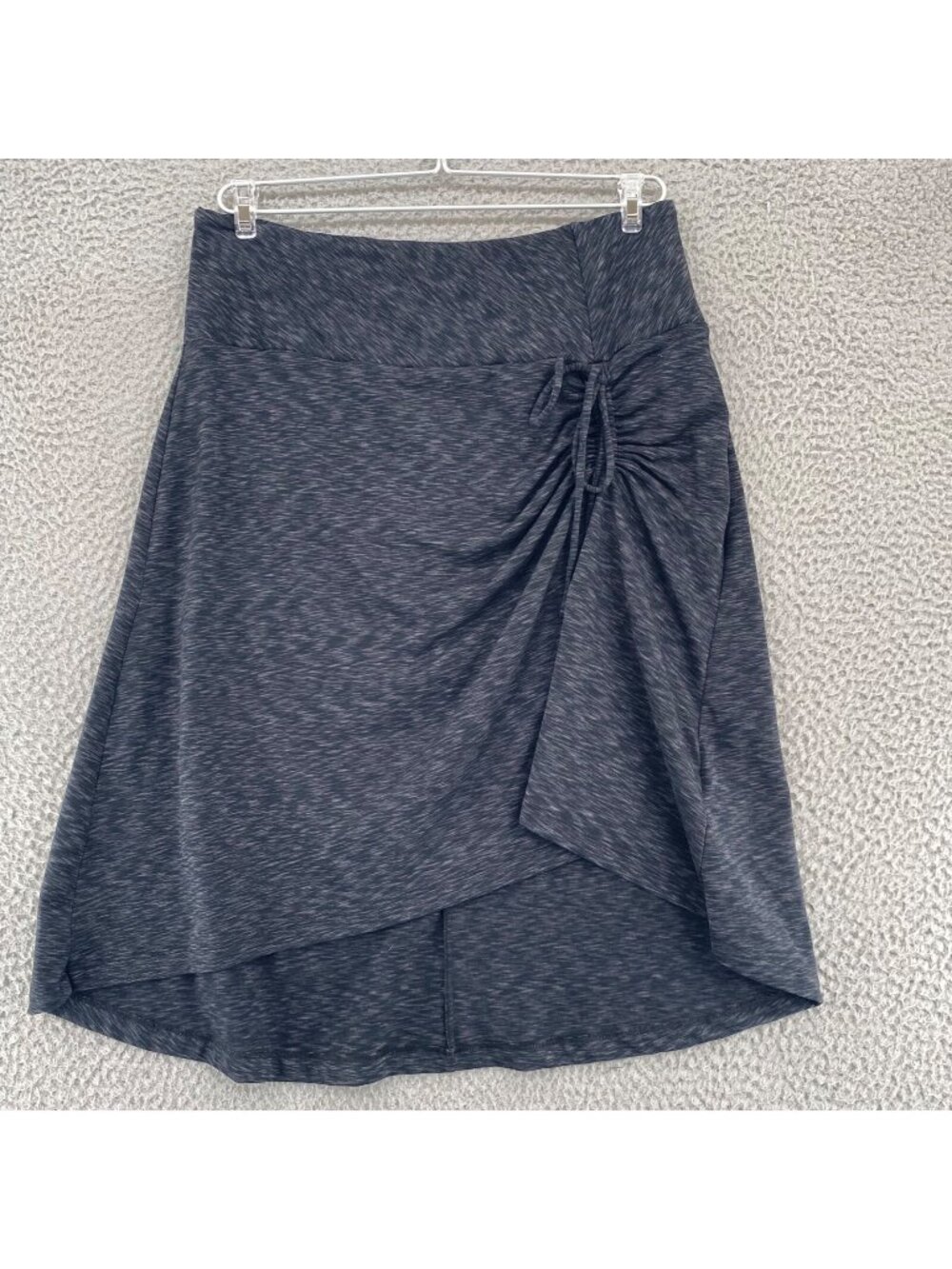The North Face Skirt Womens Medium Gray Ruched Side Tied Knee Pull On Stretch